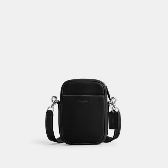 Coach Hitch Crossbody 12 - Black Coach Hitch Crossbody 12 - Black