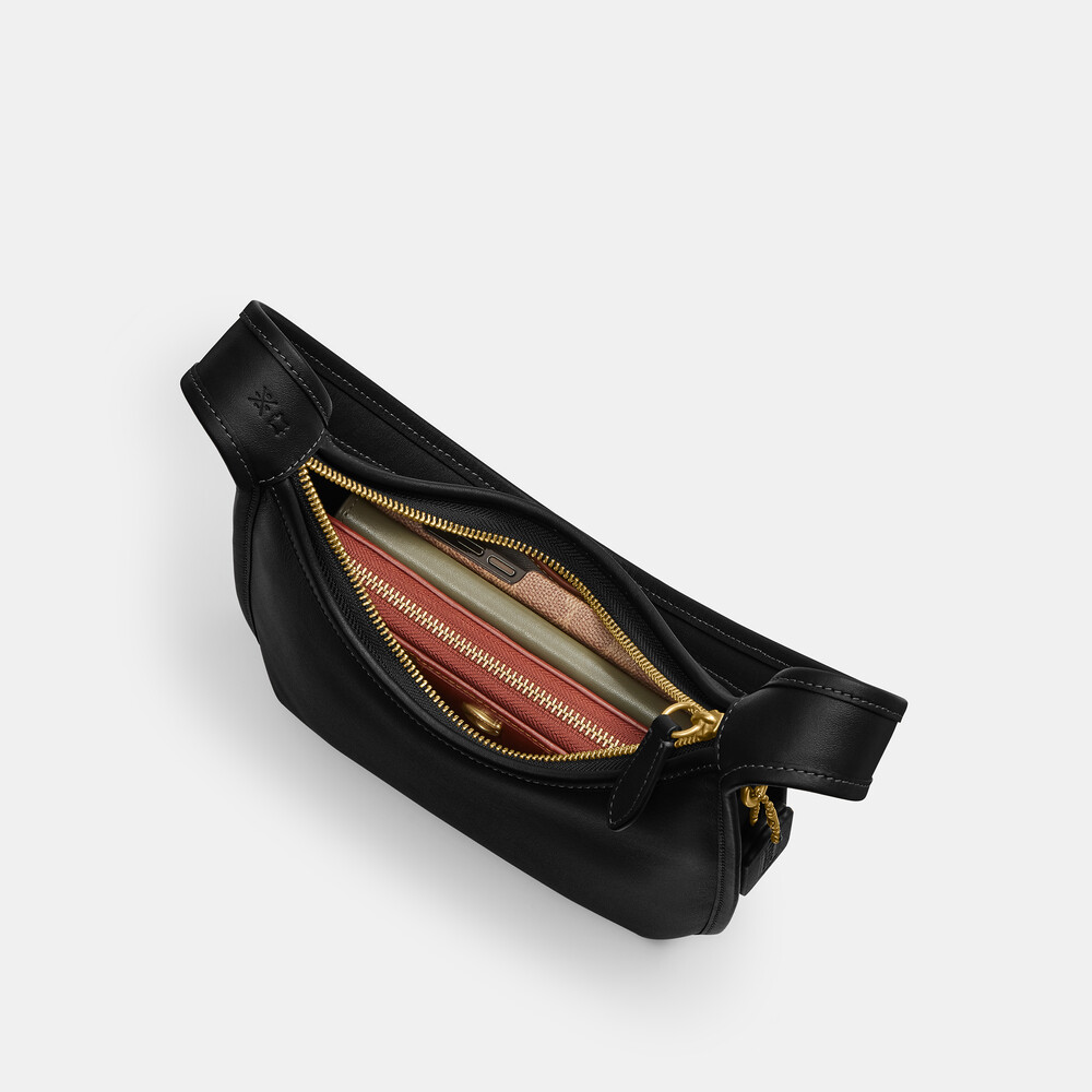 Coach Curve Zip Bag - Black