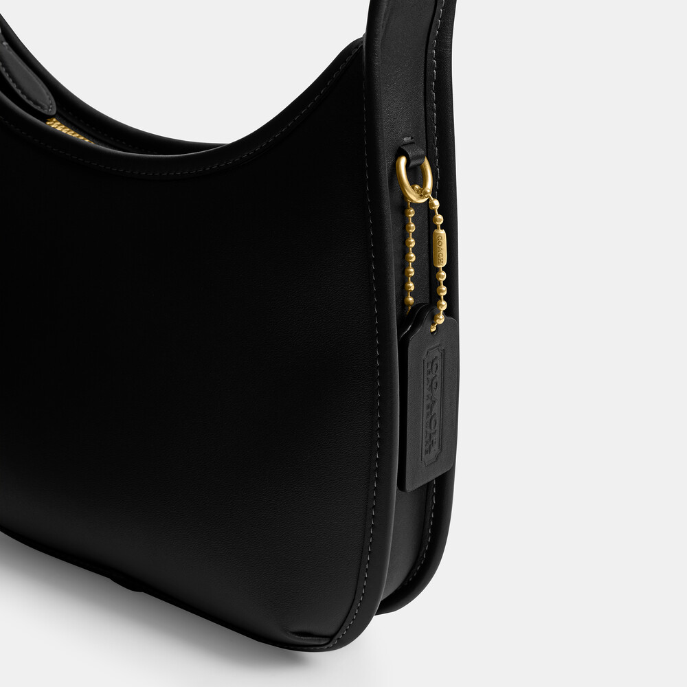 Coach Curve Zip Bag - Black