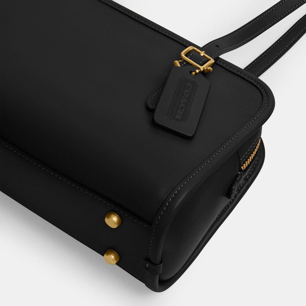 Coach Swing Zip Bag 26 - Black