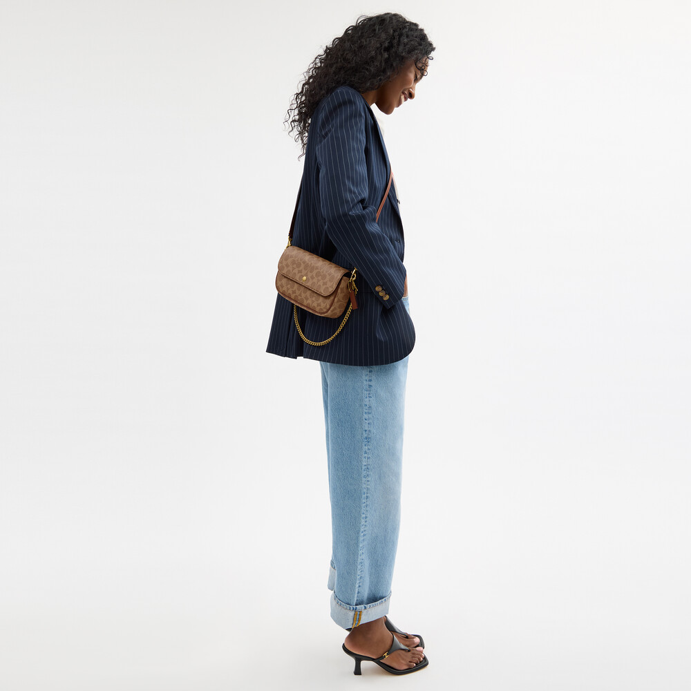 Coach Brook Flap Chain Bag In Signature Canvas 23 - Light/Pastel Brown