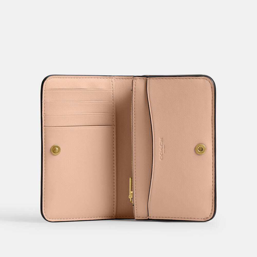 Coach Essential Slim Card Case - CREAM