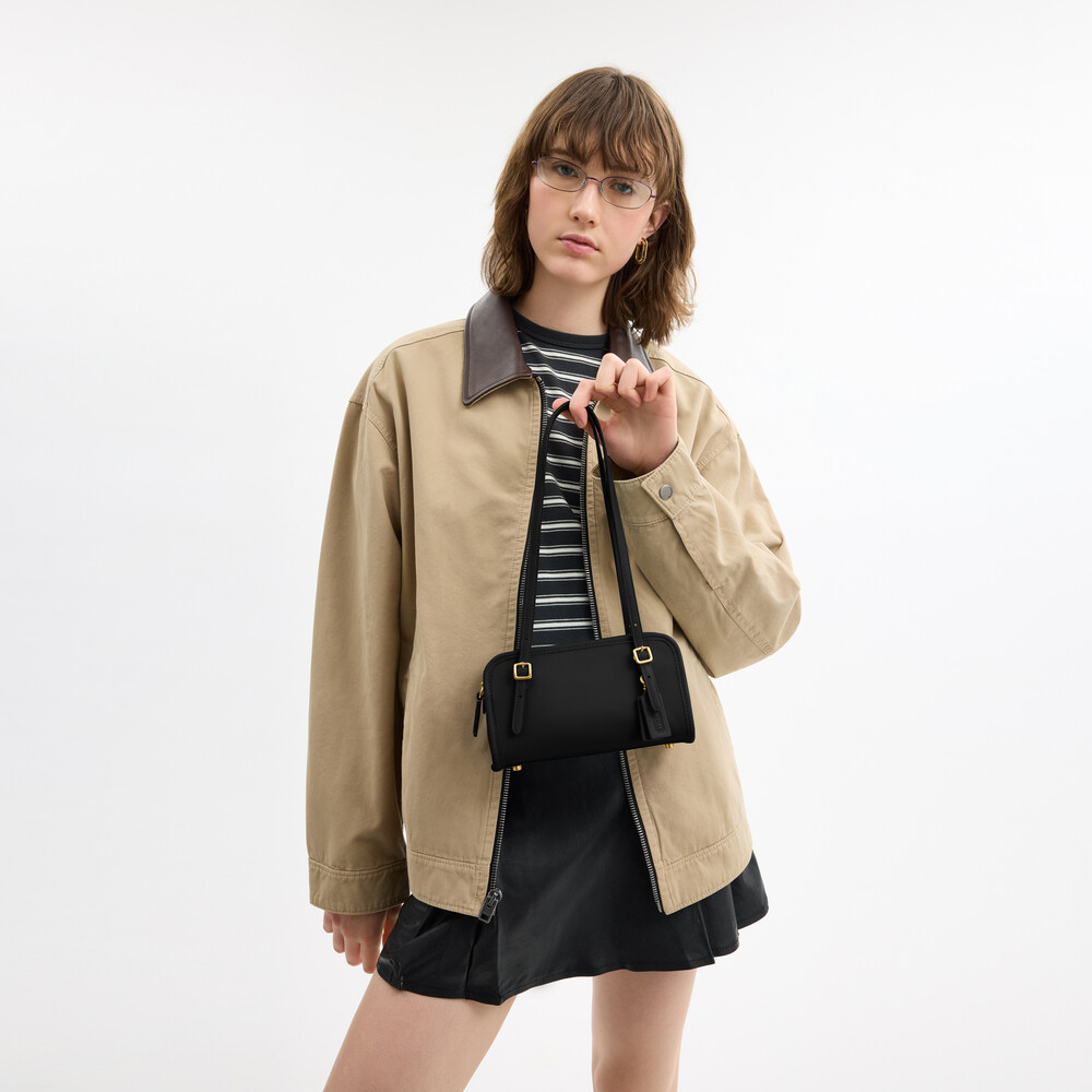 Coach Swing Zip Bag 20 - Black
