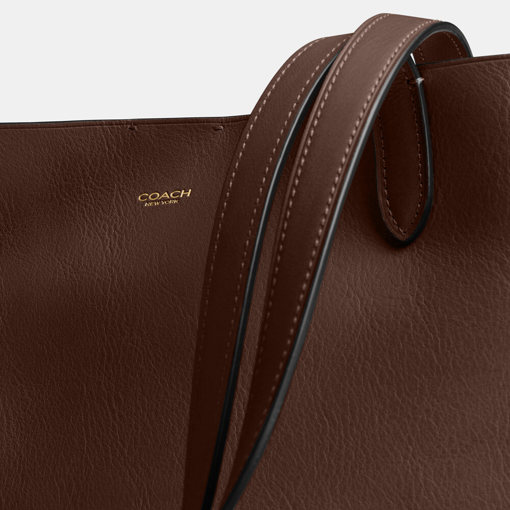 Coach Manhattan Tote 37 - Brown