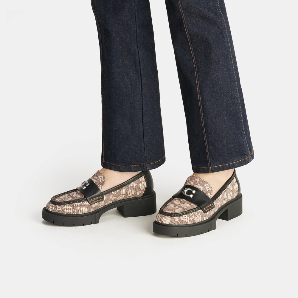 Coach Leah Loafer In Signature Jacquard - Brown